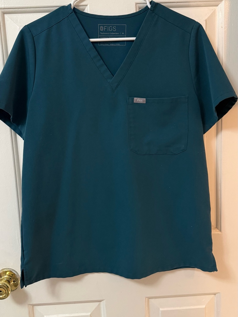 Figs Women Short Sleeve V-Neck Scrub Top Teal